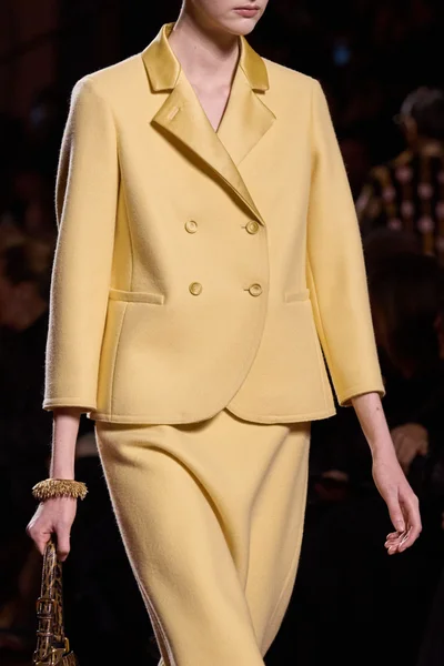 Look 130